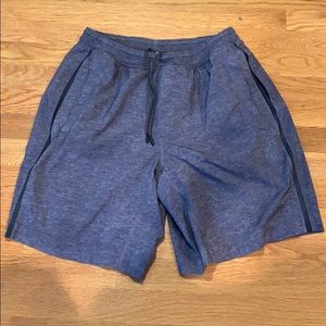 Men’s Lululemon Gray Pacebreaker Shorts Size L